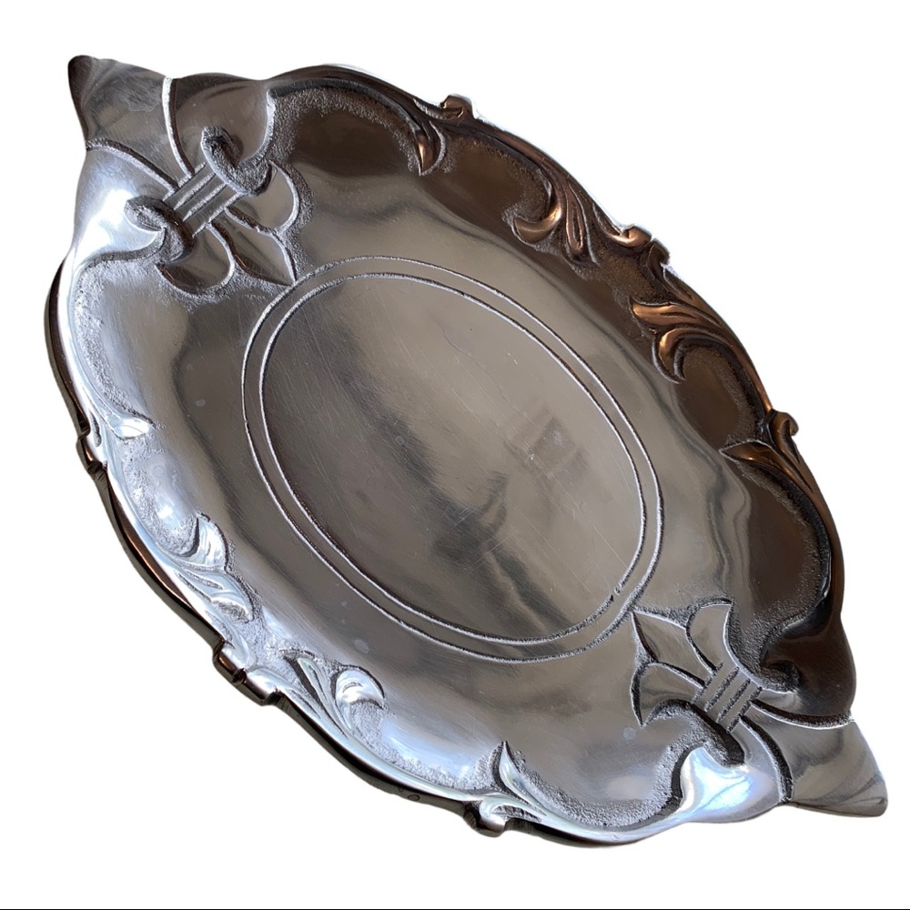 ihi silver metal fleur de lis serving tray